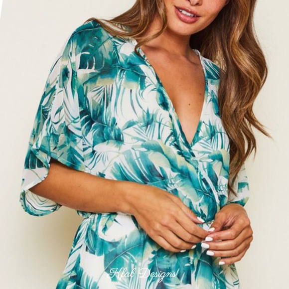 ❤️LAST! V Neck V Neck Surplice Gathered Waist Top! - Picture 4 of 9